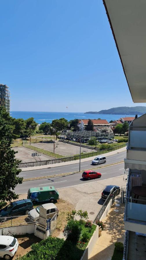 Irish Apartment Complex بودفا المظهر الخارجي الصورة