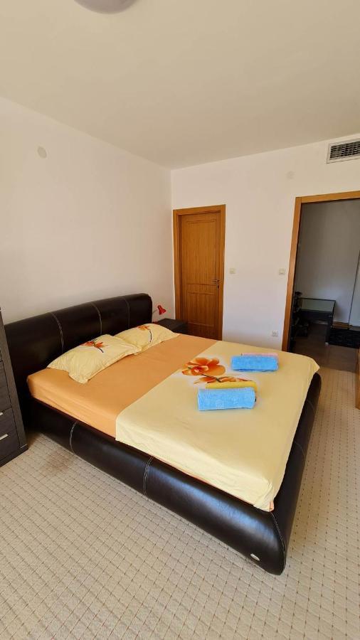 Irish Apartment Complex بودفا المظهر الخارجي الصورة